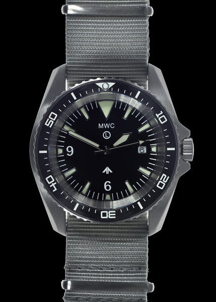 MWC Heavy Duty 300m Military Divers Watch in Stainless Steel Case (Quartz) with Sapphire Crystal and Ceramic Bezel